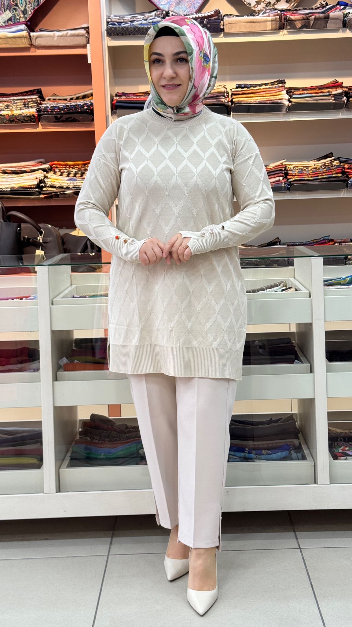İnza Moda - Baklava Desen Triko Tunik Taş/3288