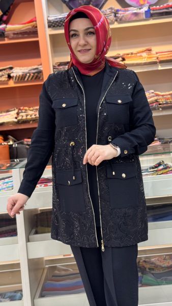 Beli Büzgülü Ve Pul Detaylı Pantolonlu Takım Siyah/30060