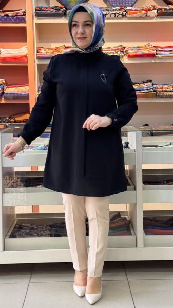 Broş Detaylı Patlı Tunik Siyah/50246