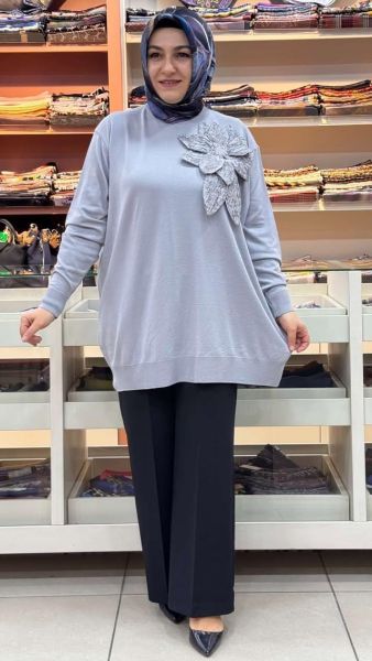 Büyük Çiçek Detaylı Triko Tunik Gri/12550