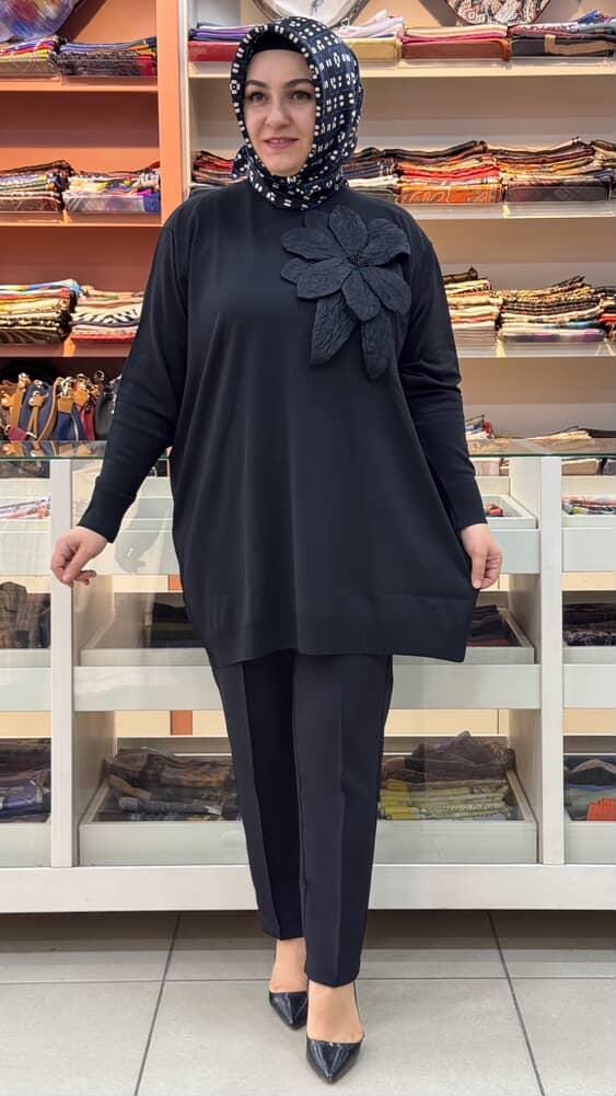  - Büyük Çiçek Detaylı Triko Tunik Siyah/12550