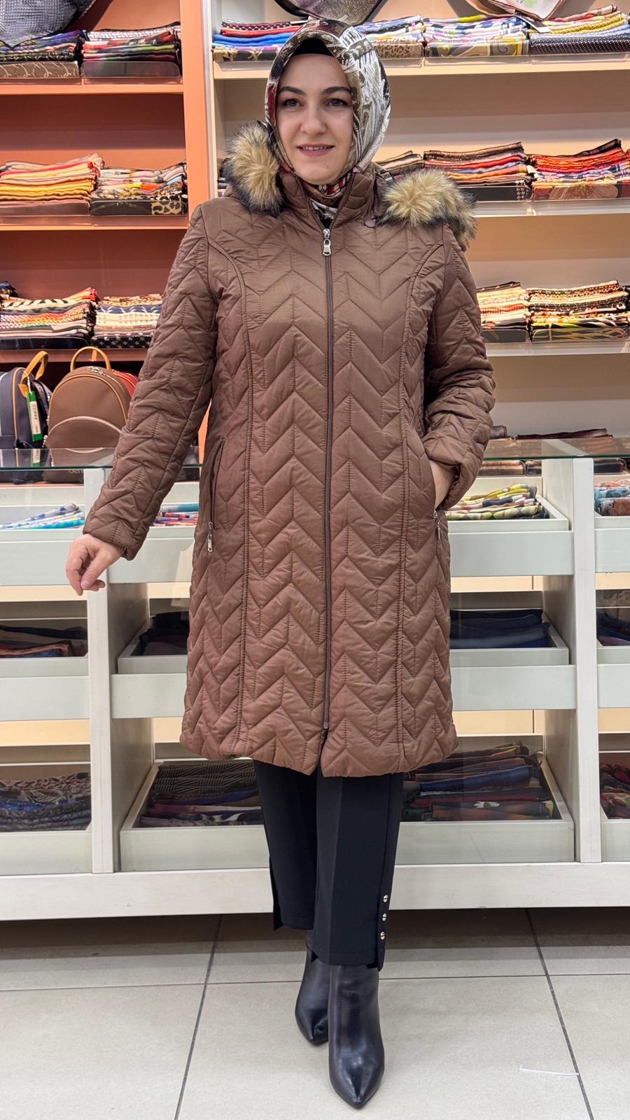 Janset - Çavuş Desenli Kısa Şişme Kaban Taba/6105