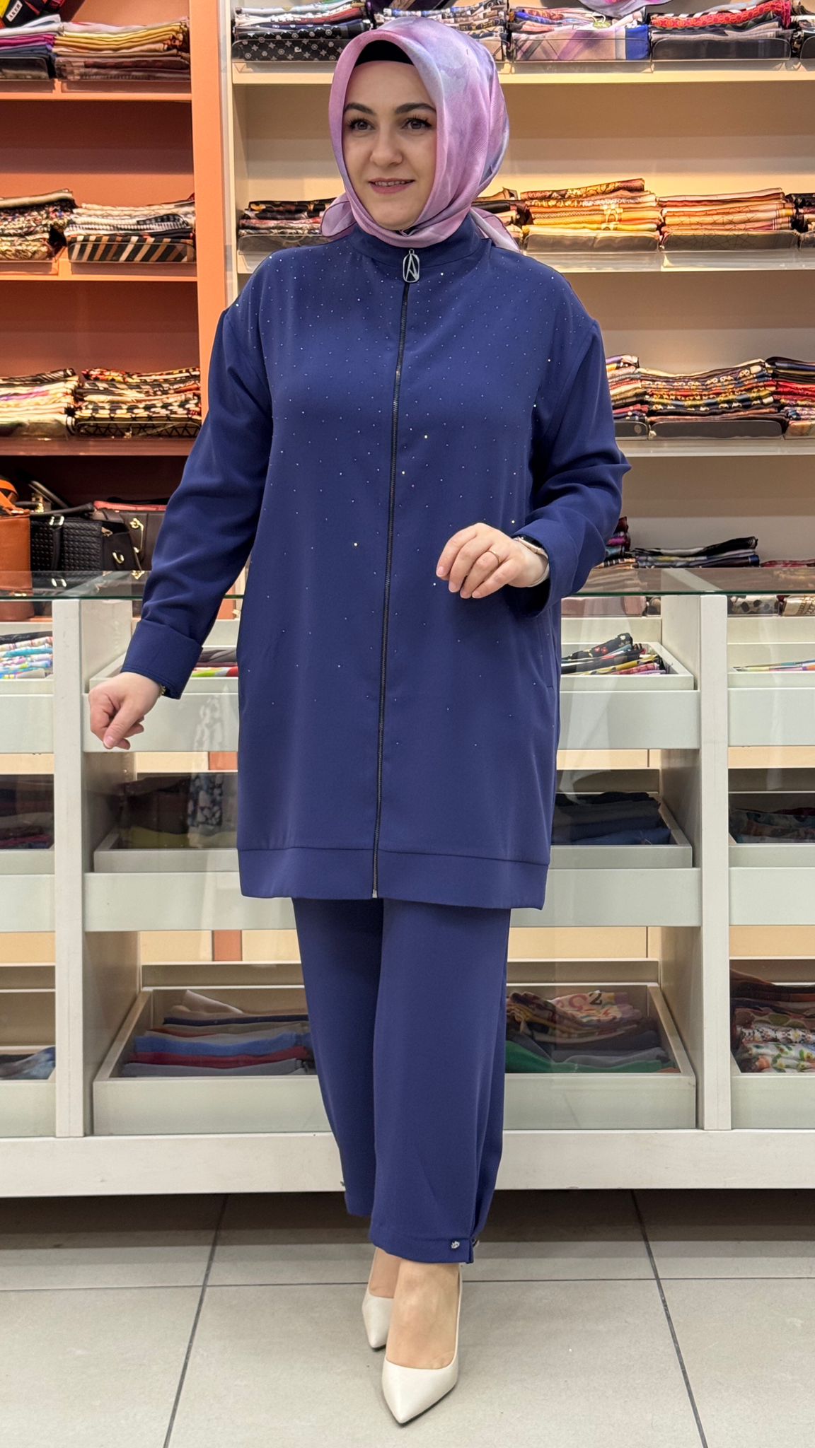 Armine Trend - Cep Ve Serpme Taş Detaylı Pantolonlu Takım Lacivert/6251