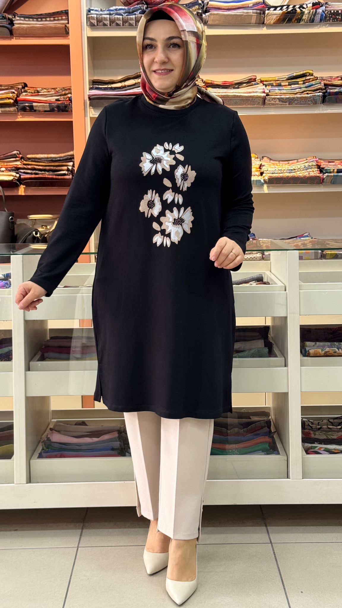 Kado - Çiçek Baskılı Tunik Siyah/262912