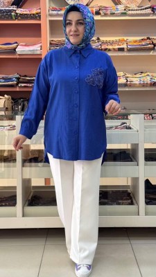  - Çiçek Detaylı Çilek Kumaş Gömlek Tunik Saks/7458