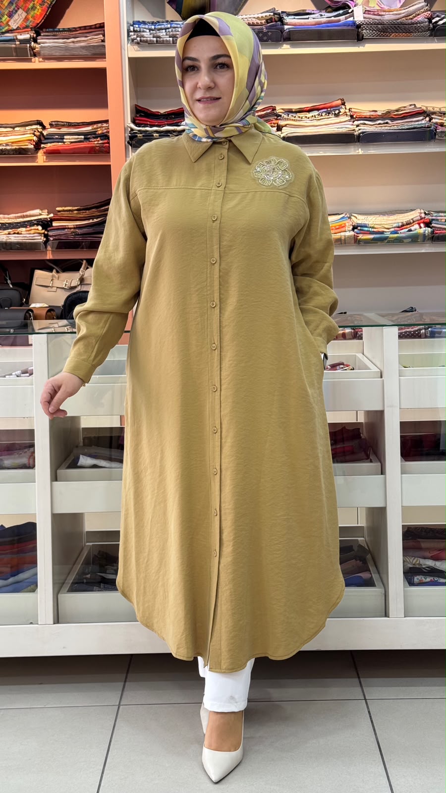Armine Trend - Çiçek İşlemeli Uzun Tunik Yağ Yeşili/403