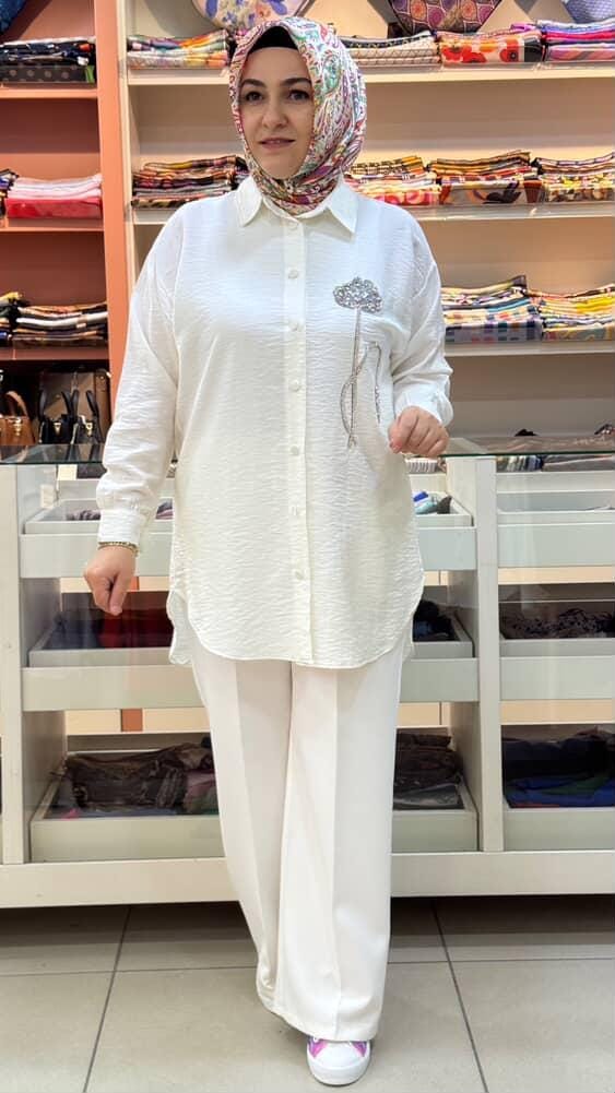  - Çiçek Taş Detaylı Çilek Kumaş Gömlek Tunik Ekru/7454