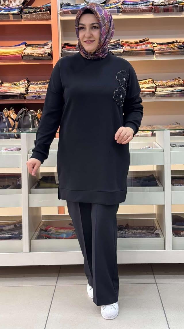 inza moda - Çiçek Ve Boncuk Detaylı Tunik Siyah/1860