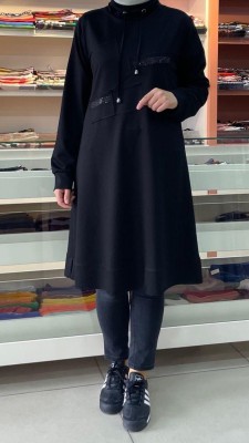  - Degaje Yaka Önü Taş Detaylı Tunik Siyah/3243