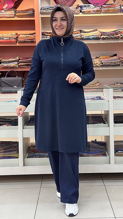Dik Yaka Fermuar Ve Taş Detaylı Tunik Lacivert/268530  