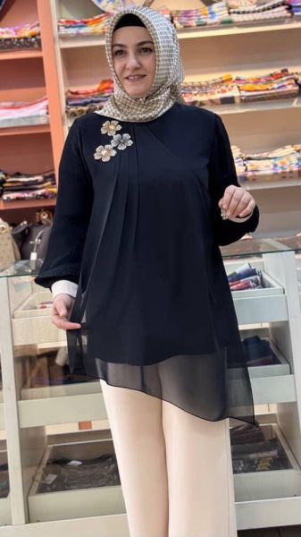 Eliz Broş Detaylı Pantalonlu Takım Siyah/2517113