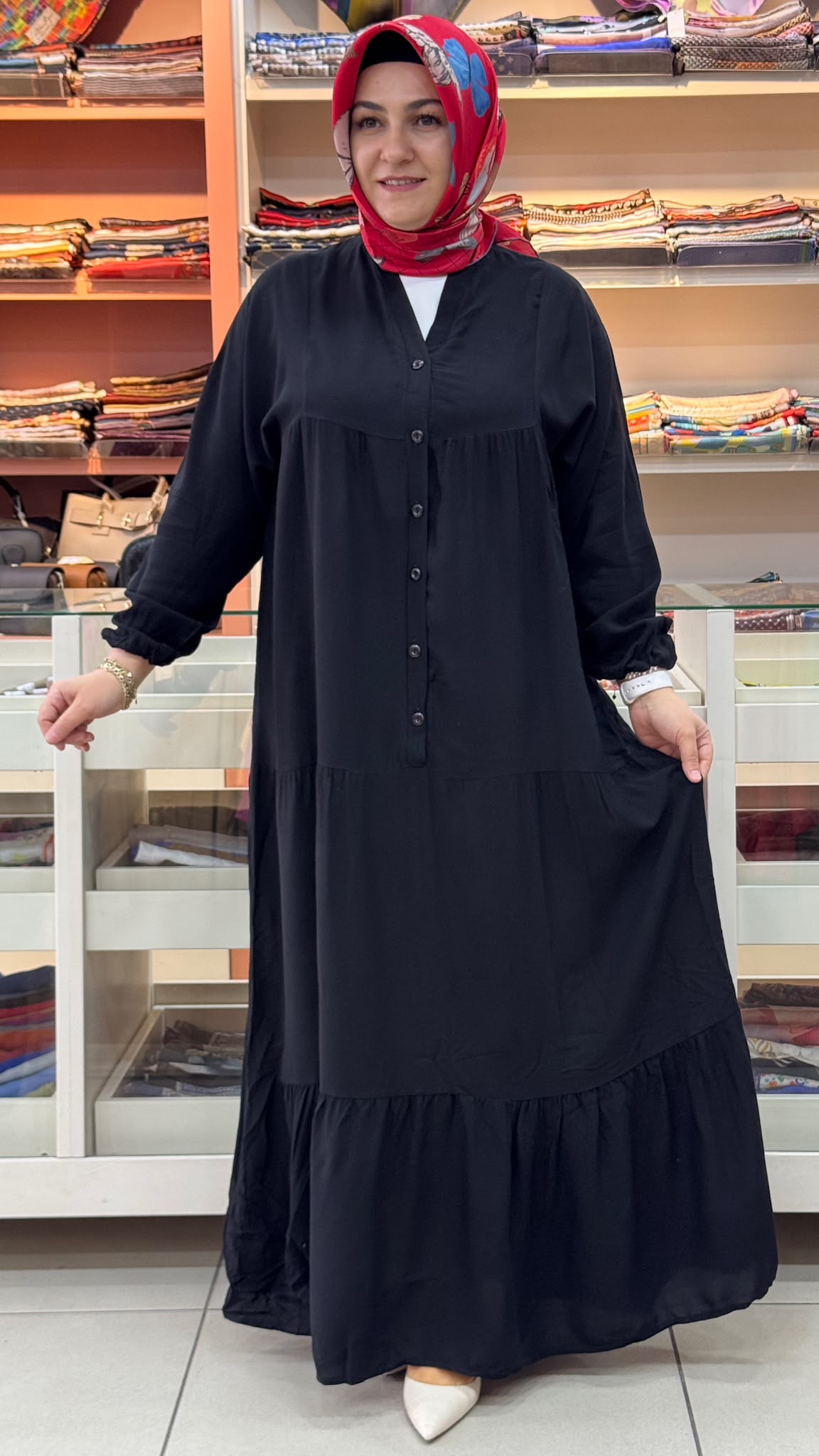 İnza Moda - Fırfır Detaylı Yarım Düğmeli Elbise Siyah / 1392 