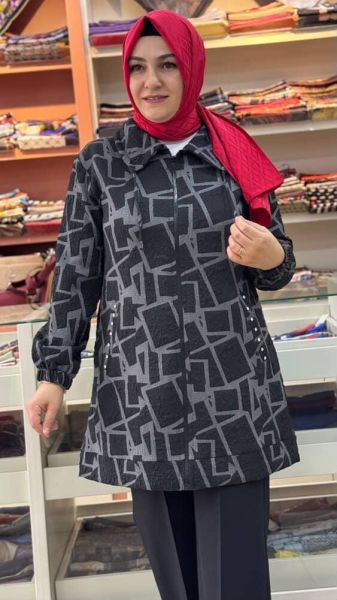 Kabartma Detaylı Kap Siyah/8014