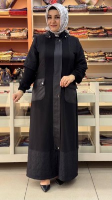 HIRQA - Kapitone Detaylı Kapşonlu Kap Siyah/3576