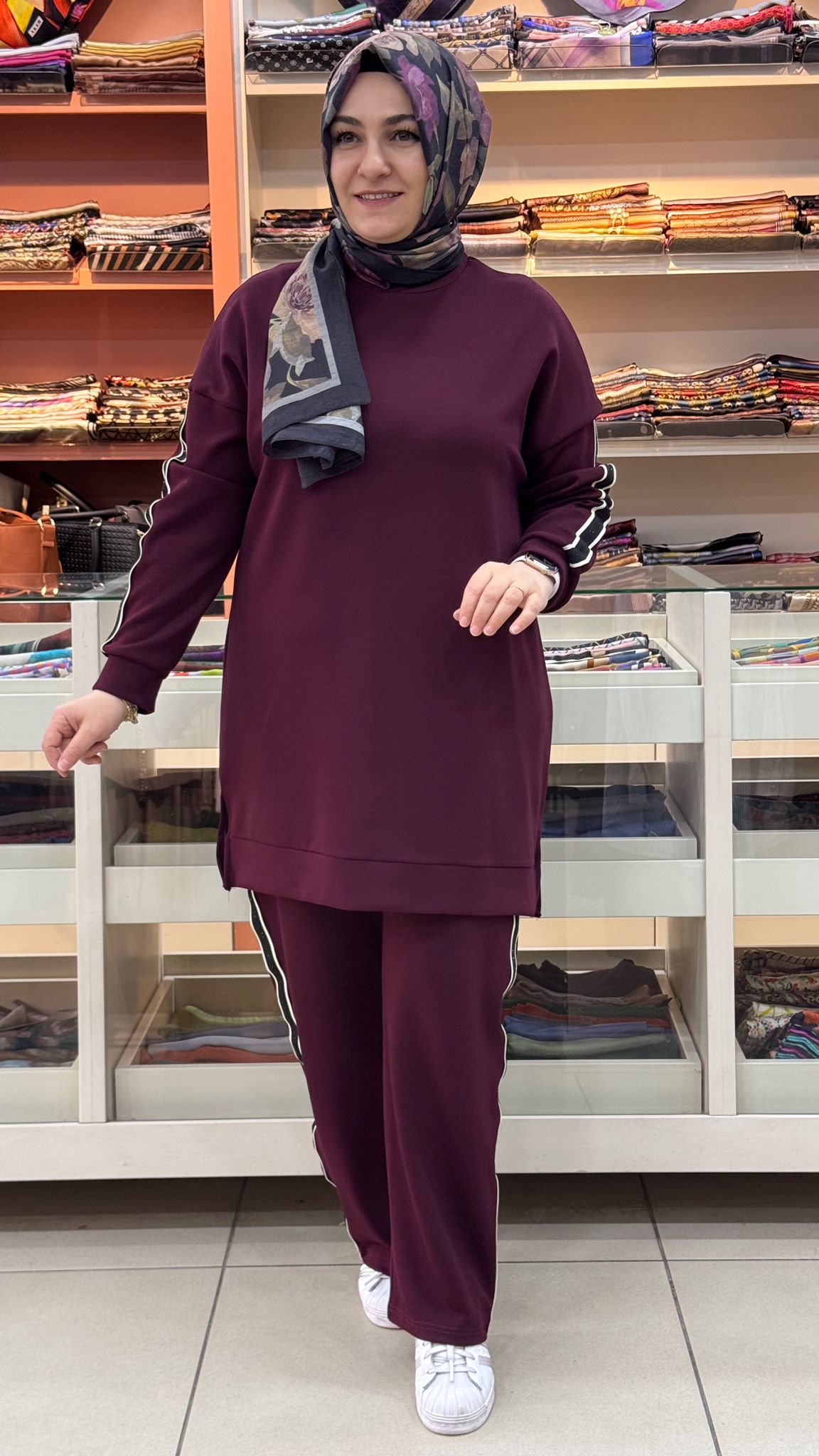 inza moda - Kenarları Taş Detaylı Takım Bordo/1885