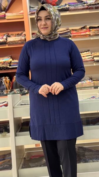 Kolları Ve Önü Çizgi Detaylı Triko Tunik Lacivert/3189