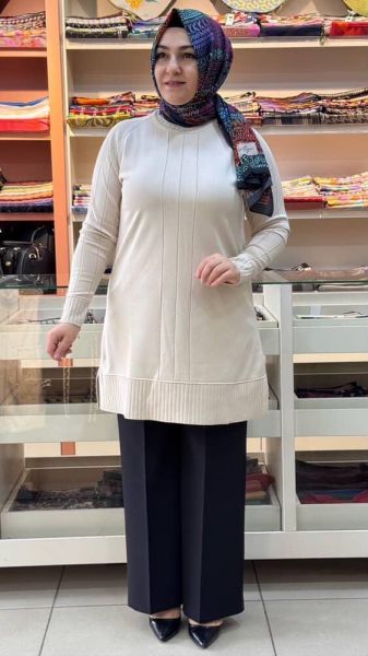 Kolları Ve Önü Çizgi Detaylı Triko Tunik Krem/3189