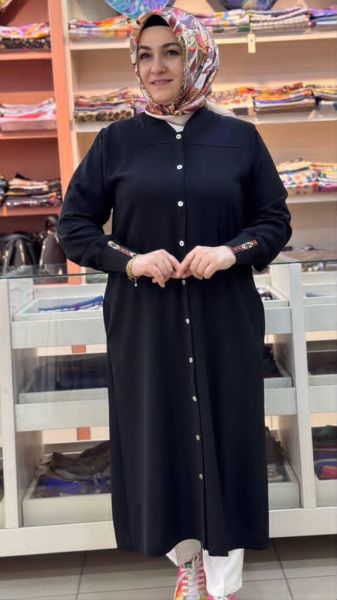 Kolu Ve Sırtı İşlemeli Basıc Kap Siyah/2542