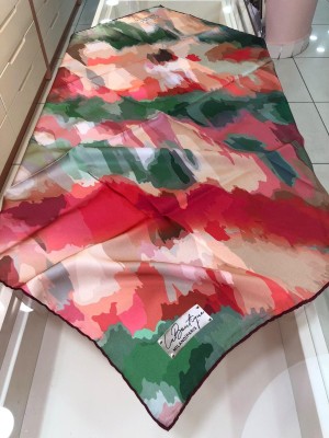  - La Boutique Sura İpek Eşarp / 1804-03