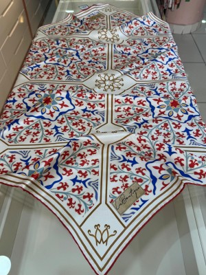  - La Boutique Sura İpek Eşarp/2206-01