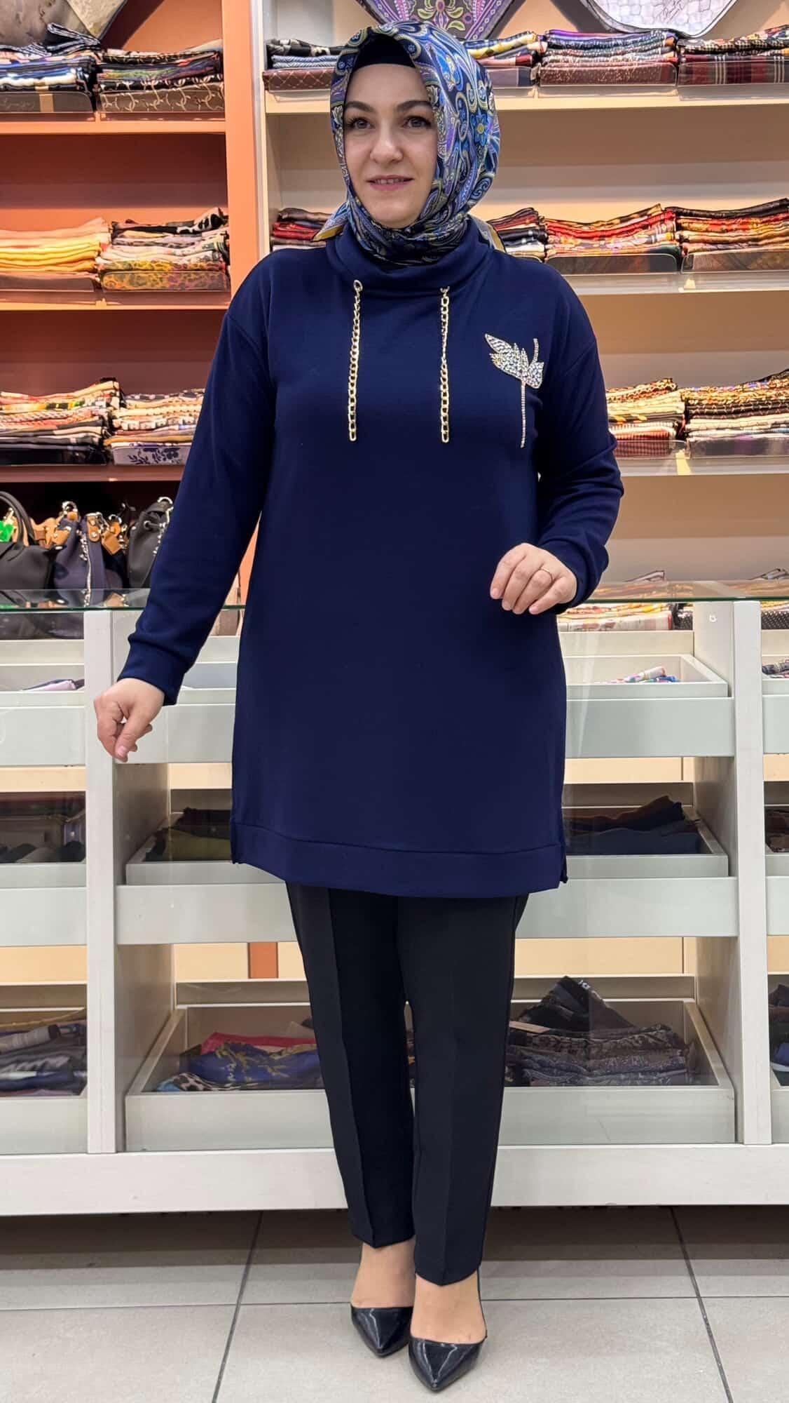 inza moda - Lale Taş Detaylı Yaka Tunik Lacivert/1861