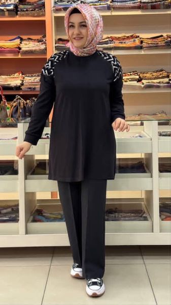 Omzu Pul Detaylı Tunik Siyah/257118