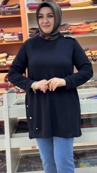 Omzu Ve Eteği Taşlı Düğme Detaylı Sweat Tunik Siyah/251075