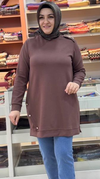 Omzu Ve Eteği Taşlı Düğme Detaylı Sweat Tunik Kahve/251075