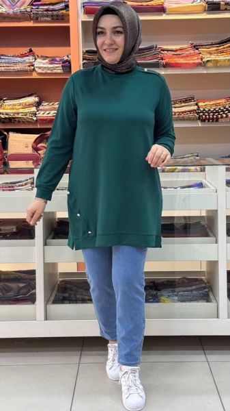Omzu Ve Eteği Taşlı Düğme Detaylı Sweat Tunik Zümrüt/251075