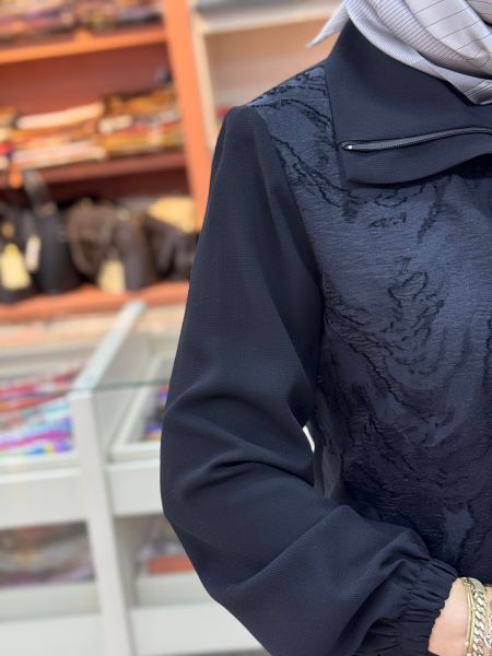 Önü Desenli Dik Yaka Ferace Siyah/9009