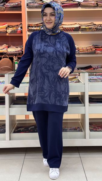 Önü Desenli Yırtmaçlı Pantolonlu Takım Lacivert/1884