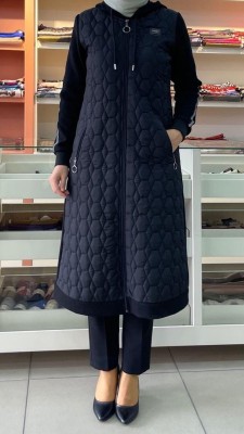  - Önü Kapitone Kolları Şerit Detaylı Kap Siyah/6061