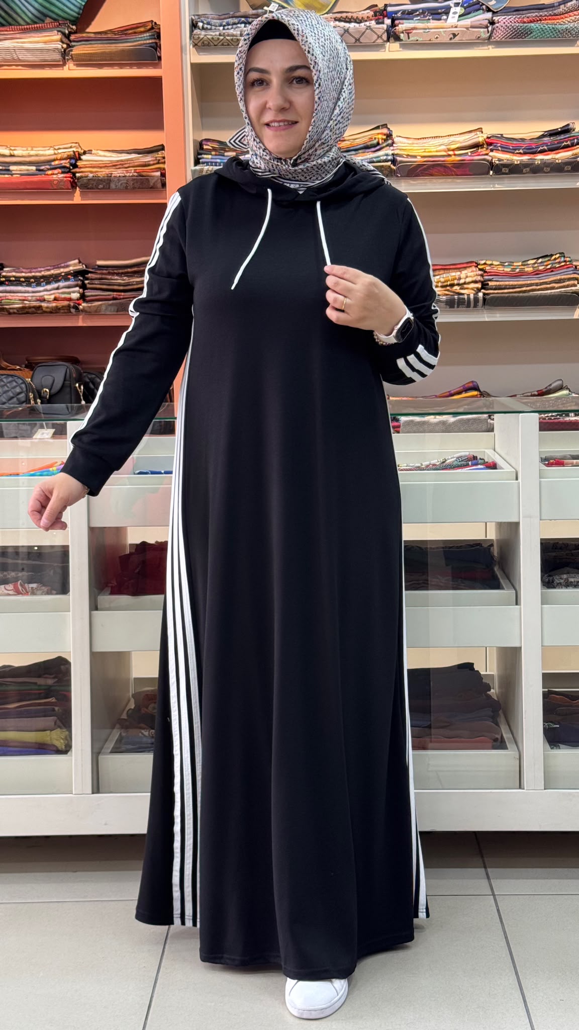 GÜNER - Şerit Detaylı Kapşonlu Elbise Siyah / 2399