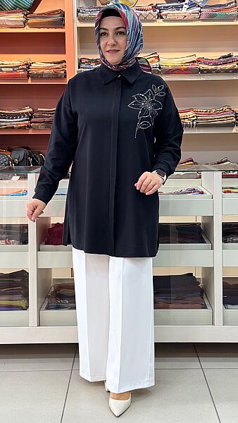 Taş Detaylı Tunik Siyah/268200
