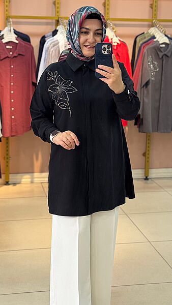 Taş Detaylı Tunik Siyah/268200