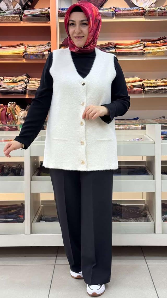 inza moda - V Yaka Düğmeli Yelek Ekru/5028