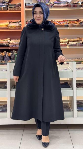 Yakası Kürk Detaylı Kaban Siyah/4420