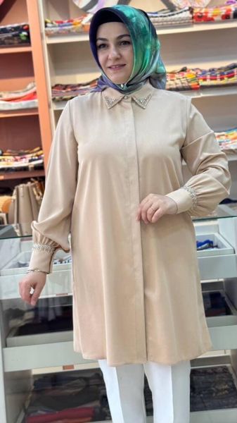 Yakası ve Kolu Boncuk Detaylı Tunik Camel/4050