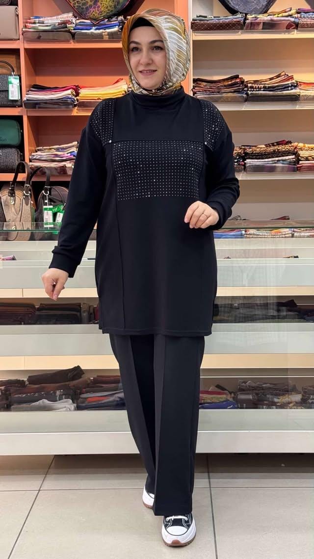 inza moda - Yanları Yırtmaçlı Pul Detaylı Tunik Siyah/1832