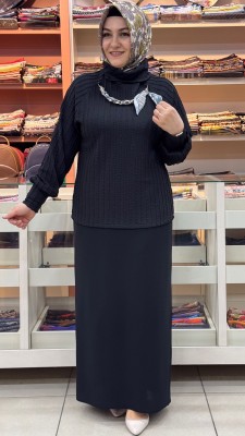 Bwest - Zincir Ve Flar Detaylı Bluz Siyah / 71418